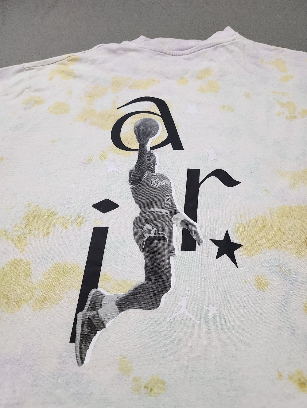 Jordan Tie-Dye Short Sleeve Tee in White, Yellow, Lavender Sz Large
